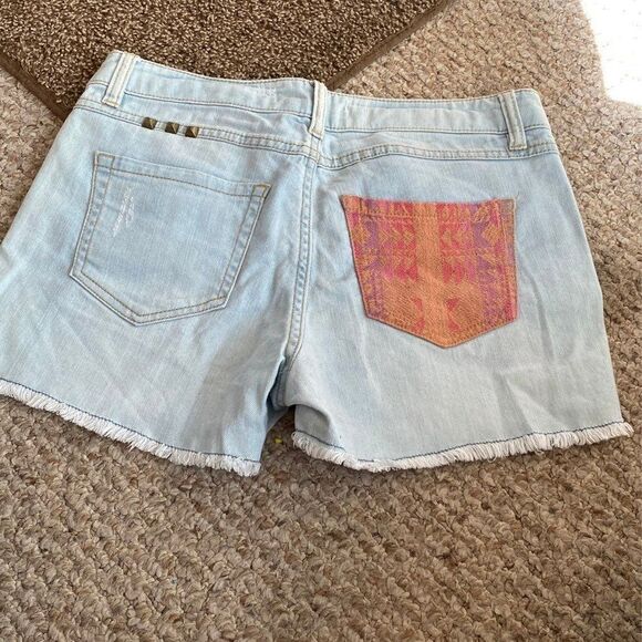 Life in progress Jean Shorts size 26 - Picture 2 of 3